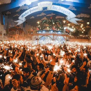 Allyouneed Oktoberfest Camping Germania