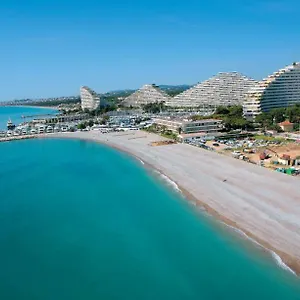 Venus - Climatisé - Marina Baie Des Anges Francia
